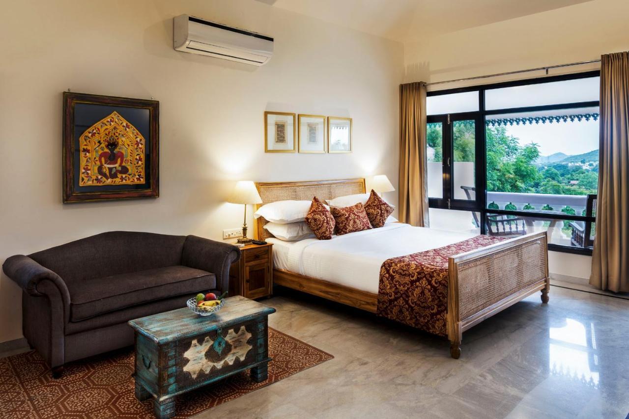 เปรมคัญช์  Hotel อุเดเปอร์ ภายนอก รูปภาพ